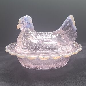 Hen On Nest Pink Opalescent